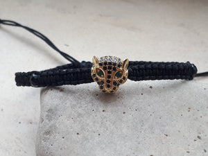 Pulsera macramé  pantera con zirconitas